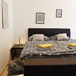 Castle Vista Getaway, Free Parking * Bratislava